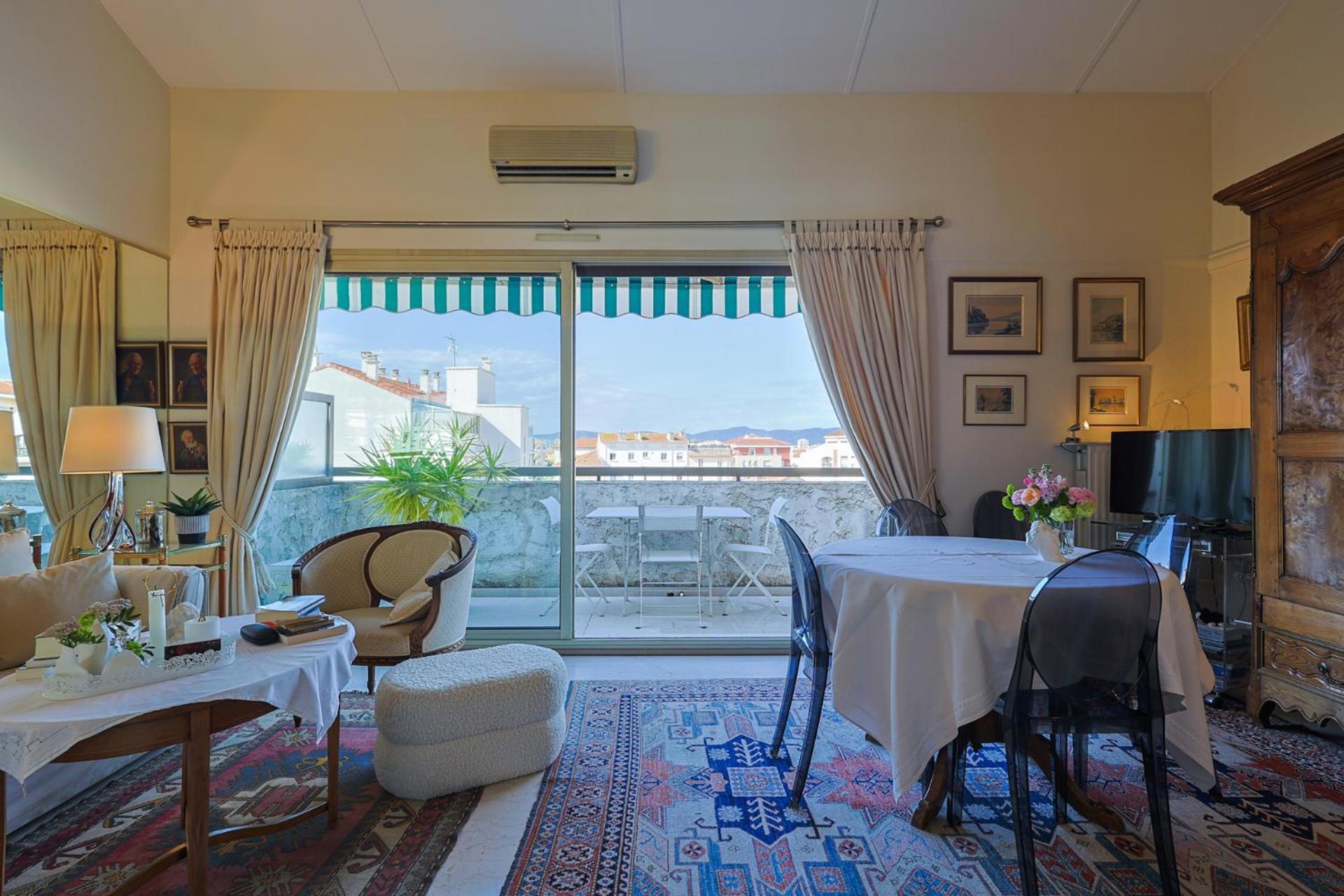 Appartement Globetrotter Saint-Raphaël Exteriör bild